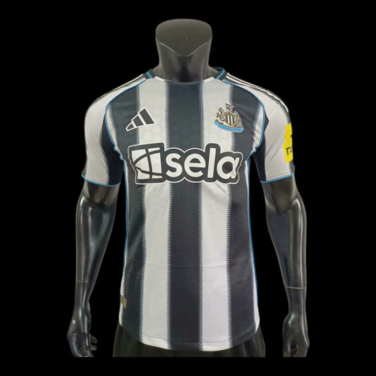 Newcastle Maillot Domicile 25/26 – Version Player